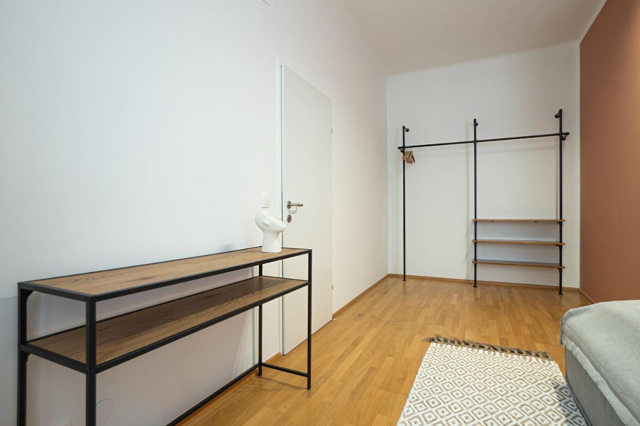 Bright 3-Room Apartment With A King-Size Bed Vienne Extérieur photo